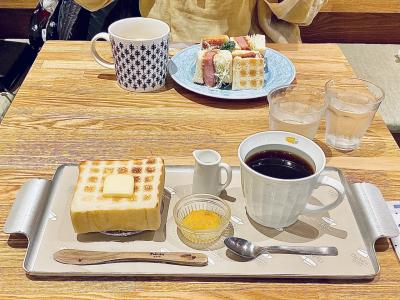 「ペリカンカフェ」老舗のパン屋さんが運営するカフェでモーニング♪