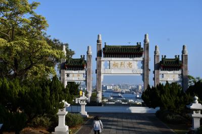 港や市街を見下ろす高台の寿山公園