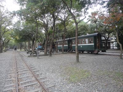 森林鉄道の駅や蒸気機関車などが保存