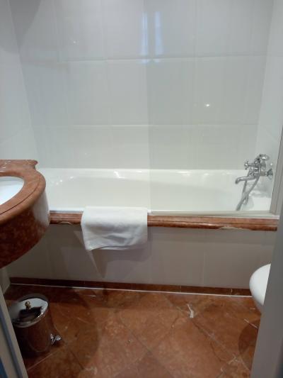 パリの中心、ルーブル美術館に近いホテル