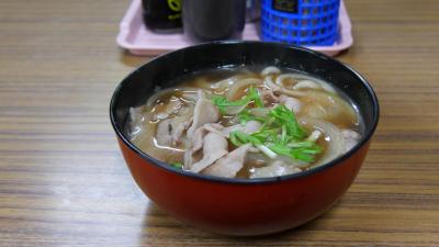 会津宮下駅前の食堂。助かりました