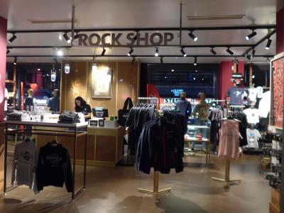 一階のショップ