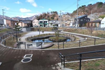 東日本大震災前の地面の高さがありありと分かる公園