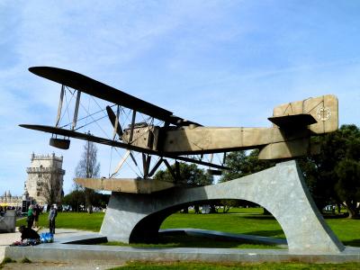 トーレ デ ベレン庭園;テージョ川沿いからブラジリア通りまで広い庭園≒公園