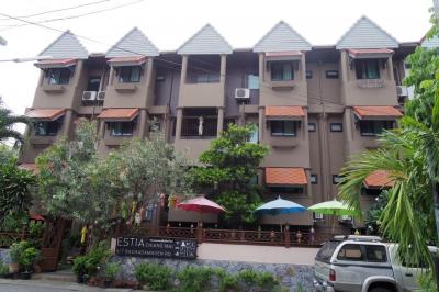 旧市街の中心で便利＆ゆったりできる