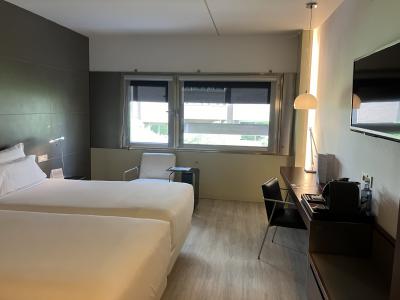 立地、朝食良し