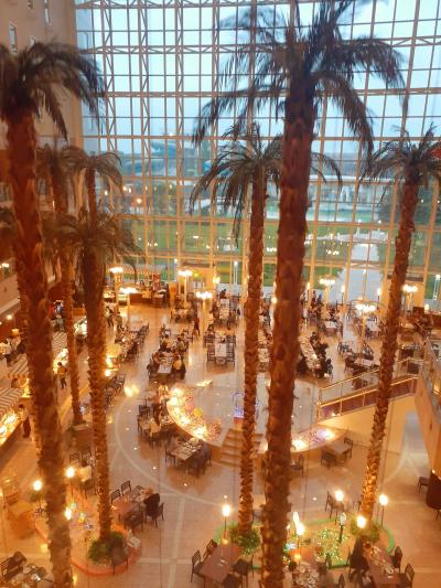 シャトレーゼが運営している、札幌のリゾートホテルです。プールや温泉などが充実しています。