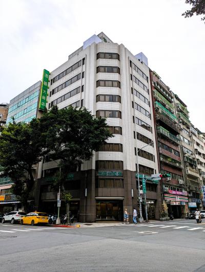 三人用の部屋は、ちょっとイイ感じ