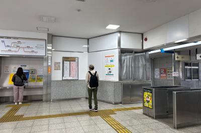JR鳥羽駅側は無人で閑散としていました。