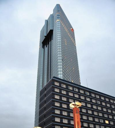 ライブ会場に近くて良いが、、、