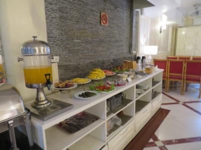 フルーツたっぷりの朝食です