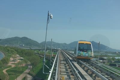 国家庭園と湿地を結ぶ、逆ロープウェイ