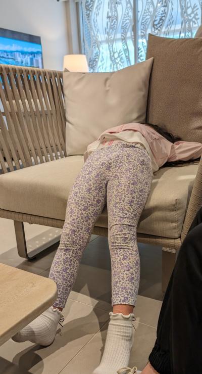 キレイで居心地の良いラウンジです。