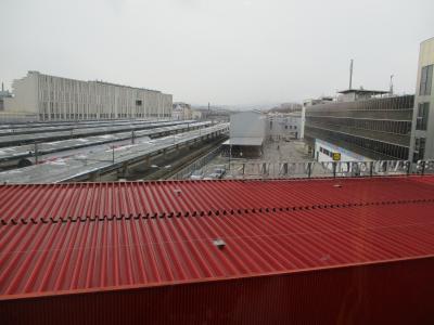 廊下からに西駅