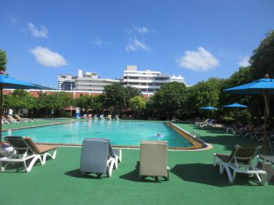 プールはもう1つあります