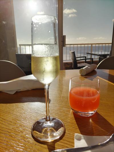 Hyatt Regency グアム　クラブラウンジは午後から営業中