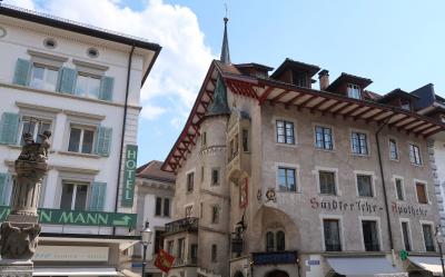 魔女の薬局のようなお店