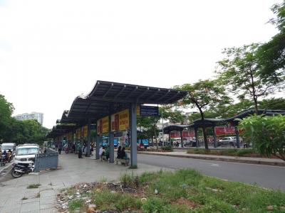 バッチャン村へのバス利用