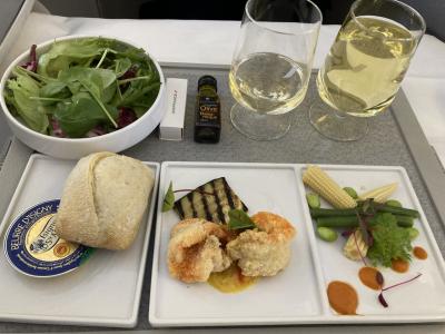 さすがに機内食は美味しい！