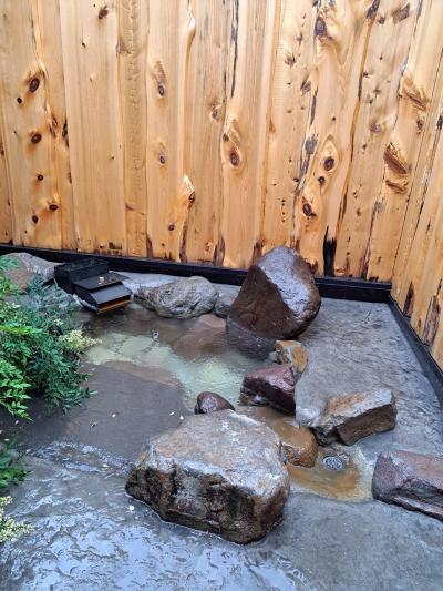 客室で源泉かけ流し