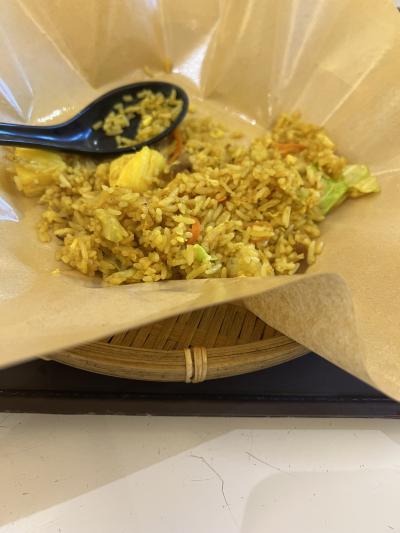 フードコートを利用しました