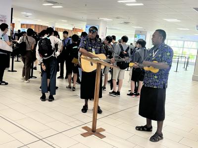 歓迎ムードいっぱい