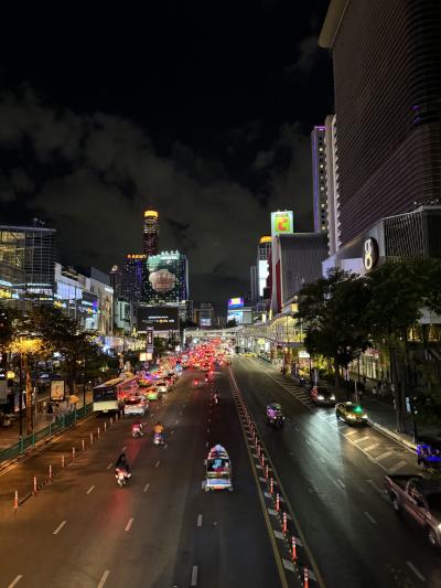 ラチャダムリ通り