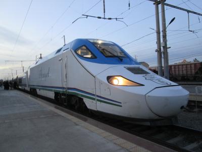ウズベキスタンの新幹線