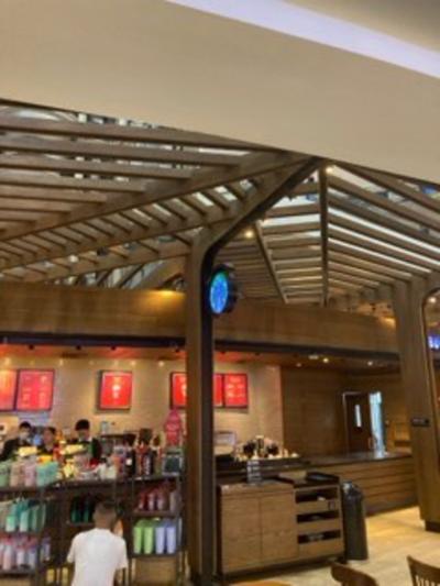 ロビンソンズプレイスのスタバ