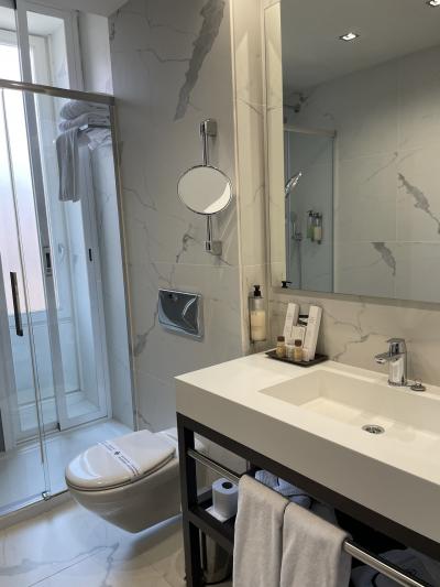 シャワーの扉が閉まるのが良い