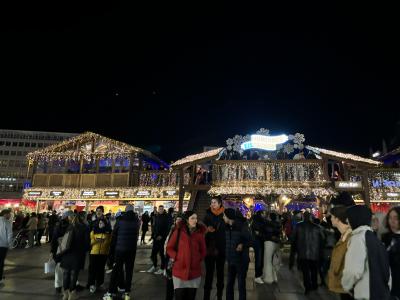 年の瀬迫っても大賑わい