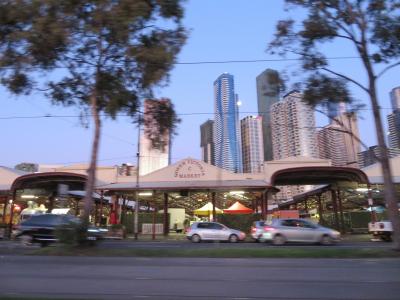 地元の方も利用するマーケット！