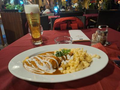 kelvin tar駅のすぐ近くにある。