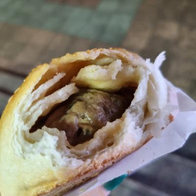 夜市で人気の胡椒餅!