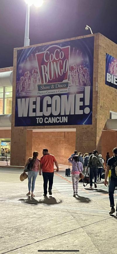 メキシコシティから国内線で到着