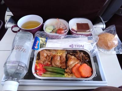 機内食も楽しみ