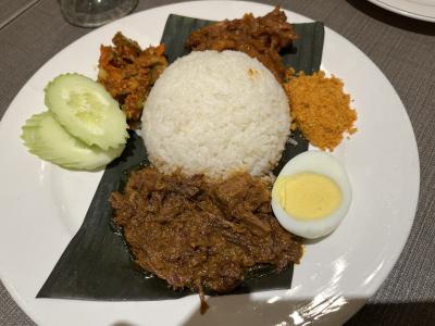 平たい麺が美味しかった