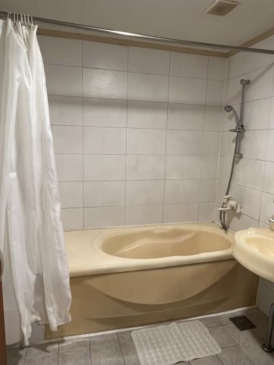 水圧弱めのシャワー