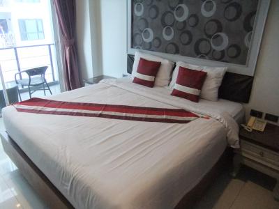 繁華街の真ん中ですが、騒音は気になりませんでした　