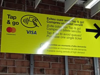 Metro - タッチ式クレジットカードのTap & Goが可能 (VISA & Master)