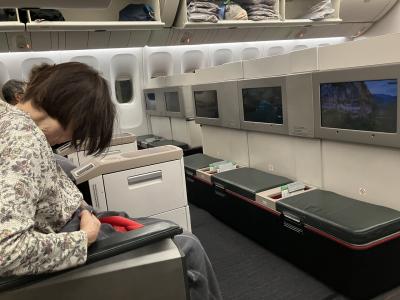 ビジネスは成田の方が席が良い