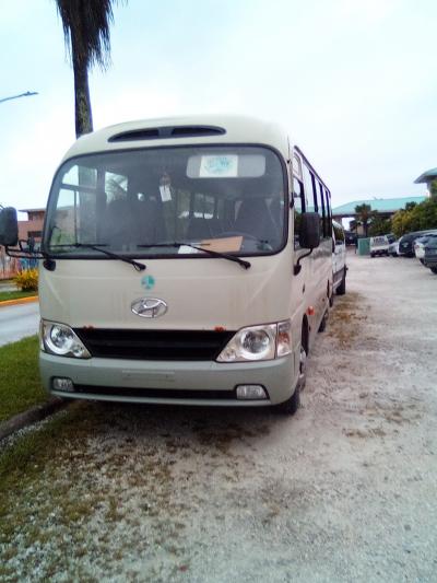 ホテルの送迎バス