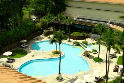 ホテル内のプール