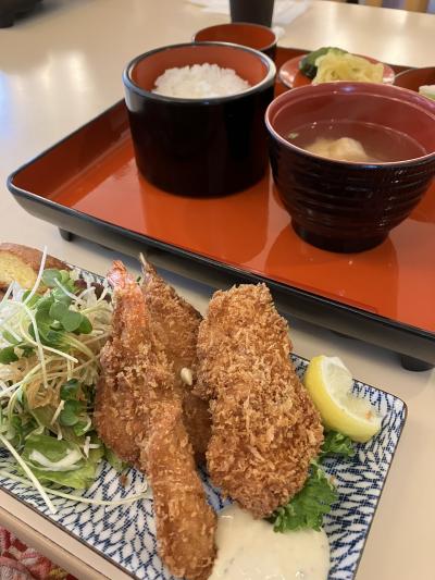 二重橋近くの休憩所