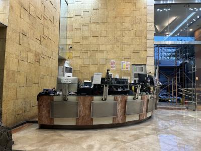 高層タワーコンドミニアムを使ったホテル