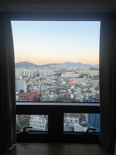 部屋からの朝焼け