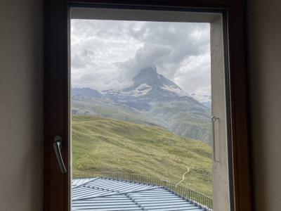 部屋から見えるマッターホルン