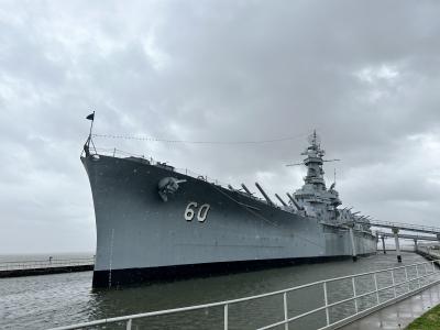 第2次世界大戦で日本にも寄港した「戦艦アラバマ」を中心とした記念公園
