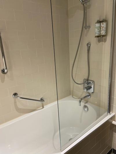 なんとバスタブ付き。嬉しいなぁ。