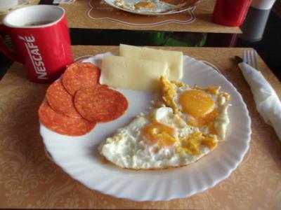 素朴ですが、マダムの手作り。